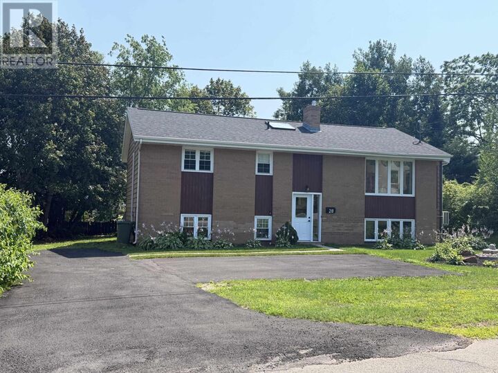 Property Photo: 28 Mackay Drive PE C1A 5W3