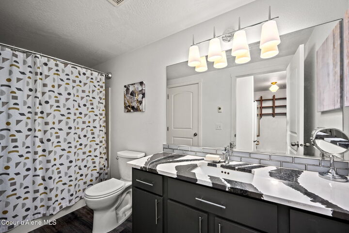 Property Photo:  842 N Chase Rd Apt 102  ID 83854 
