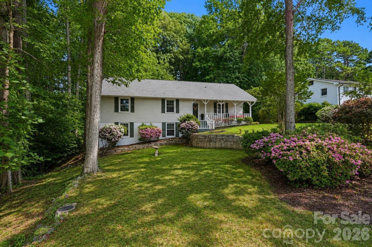 Property Photo: 4242 Garvin Drive NC 28269