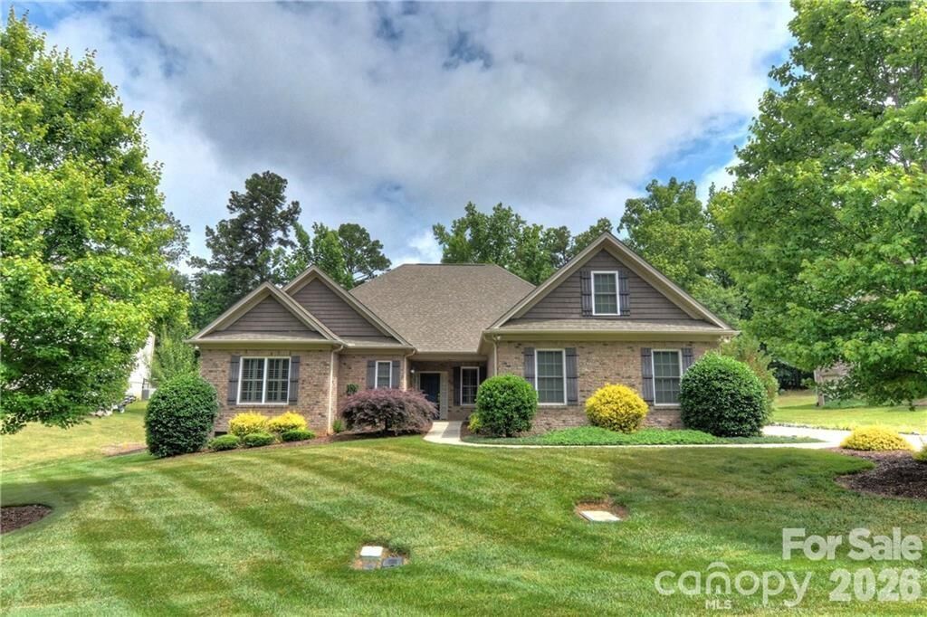 Property Photo:  1820 Wedowee Court 21  SC 29732 