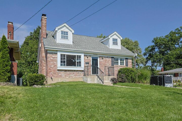 Property Photo:  7833 Spirea Drive  OH 45236 