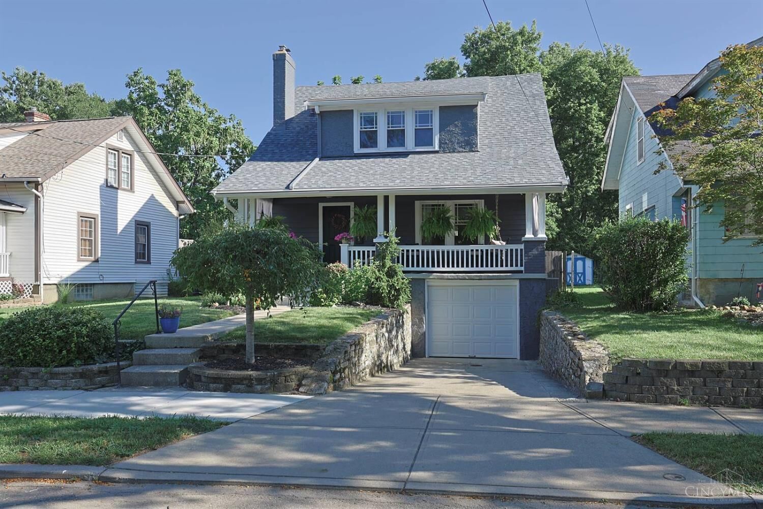 Property Photo: 22 Hillsdale Avenue OH 45216