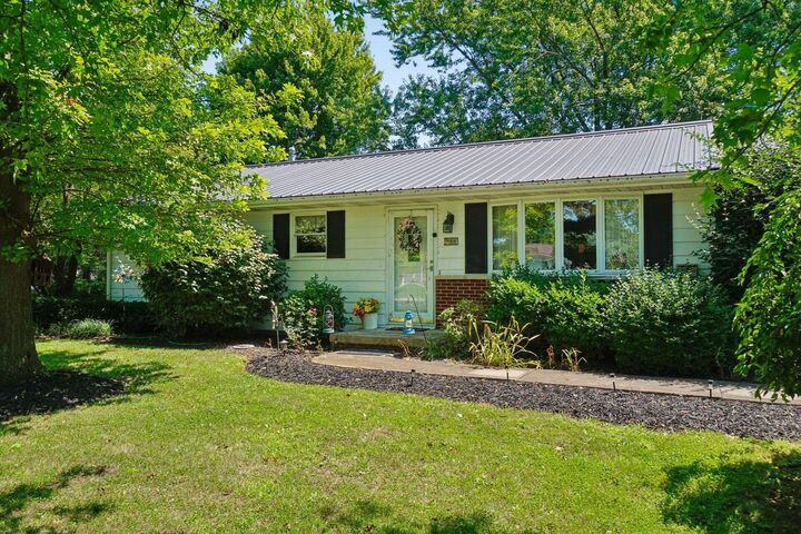 Property Photo: 544 Edgewood Drive OH 43113
