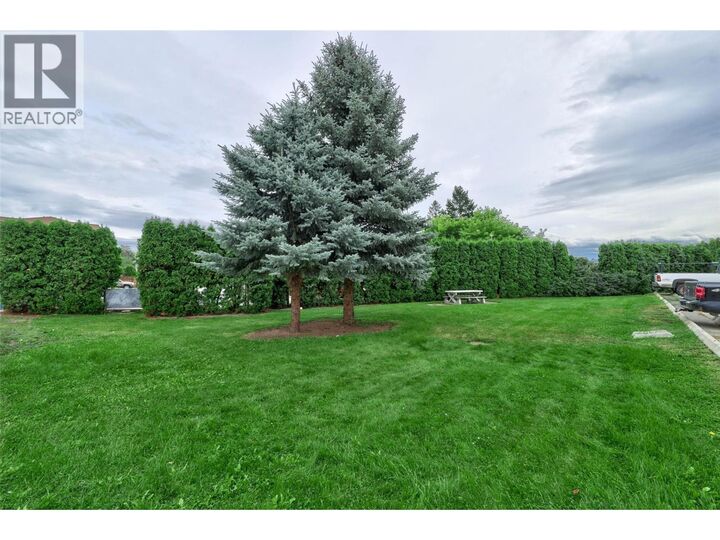 Property Photo:  1760 Brunner Avenue 218  BC V2B 3L7 