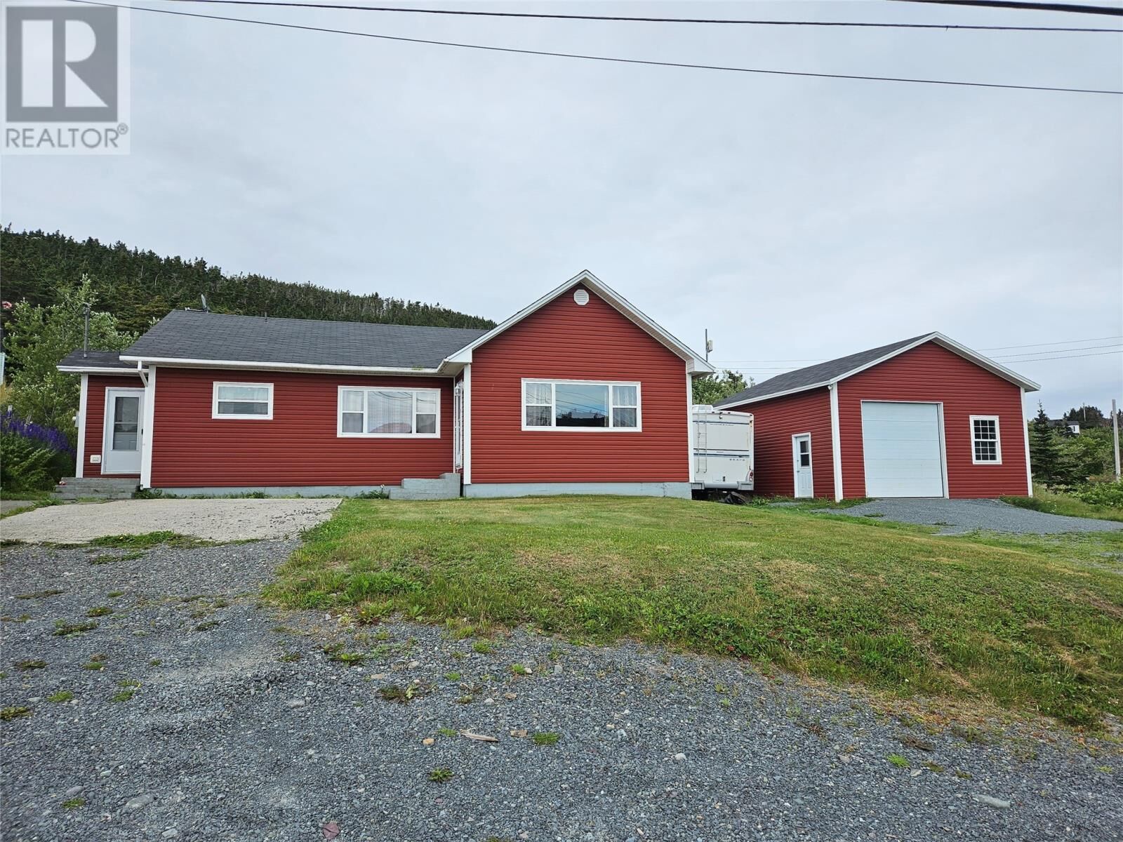 Property Photo:  2 Old Settlement Hill  NL A0B 1W0 
