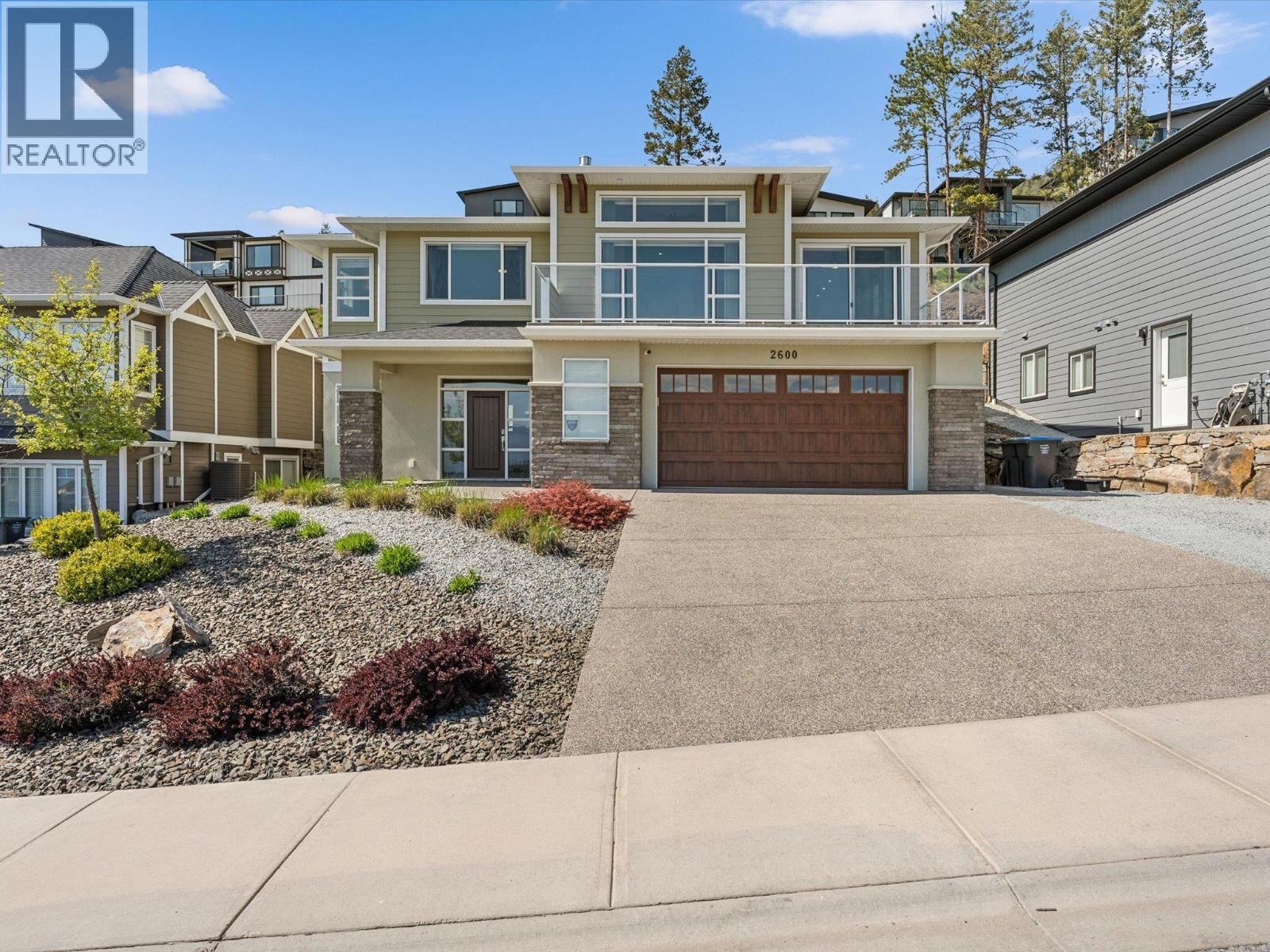 Property Photo: 2600 Paramount Drive BC V4T 3M6
