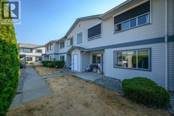 Property Photo:  4740 20 Street 33  BC V1T 9N7 