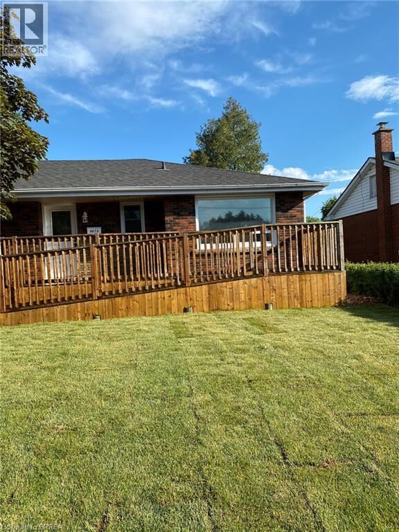 Property Photo: 25 Hickery Place Main ON N3S 3C7