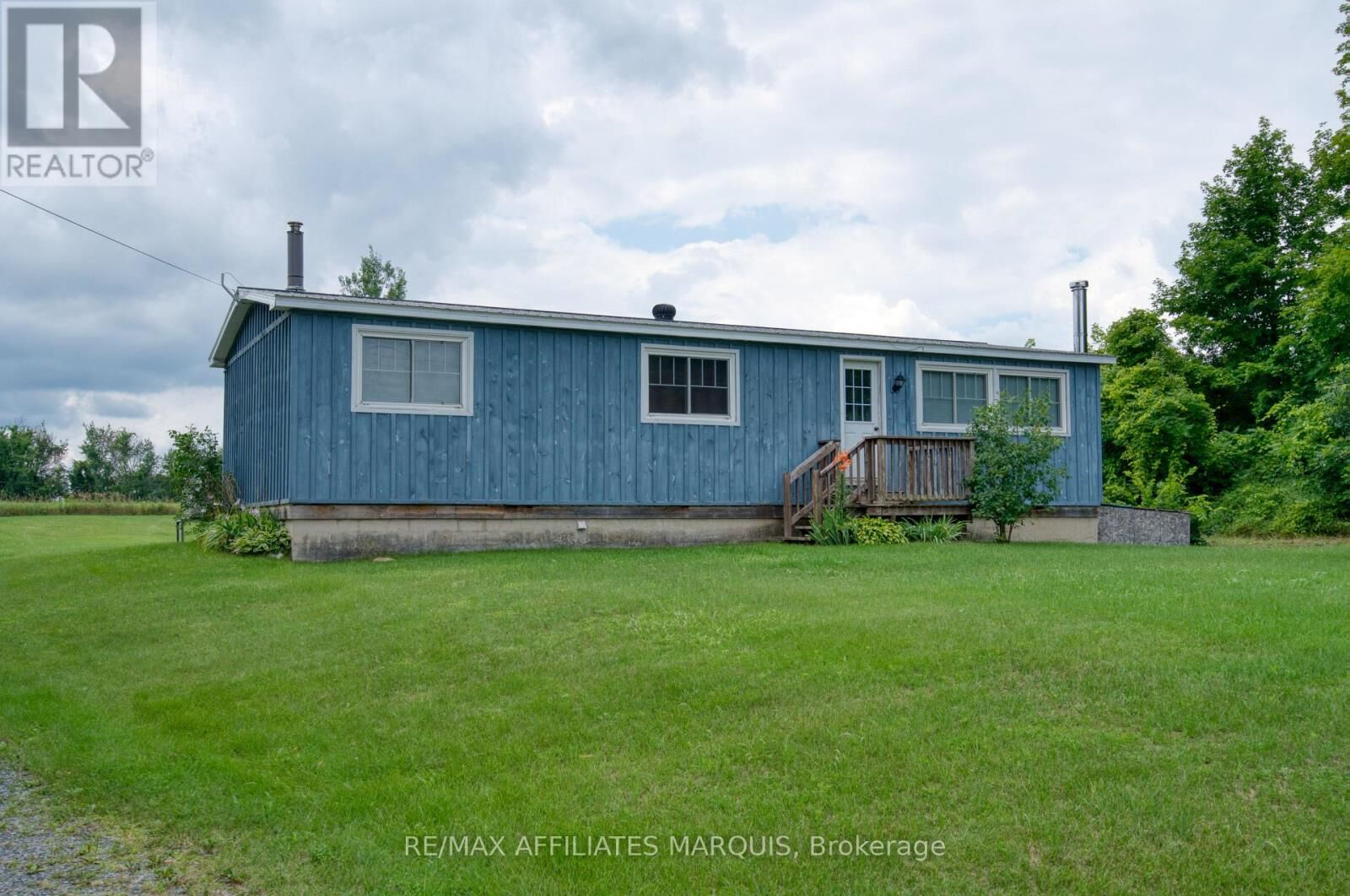 Property Photo: 3826 Big Rideau Lake Road ON K0G 1V0