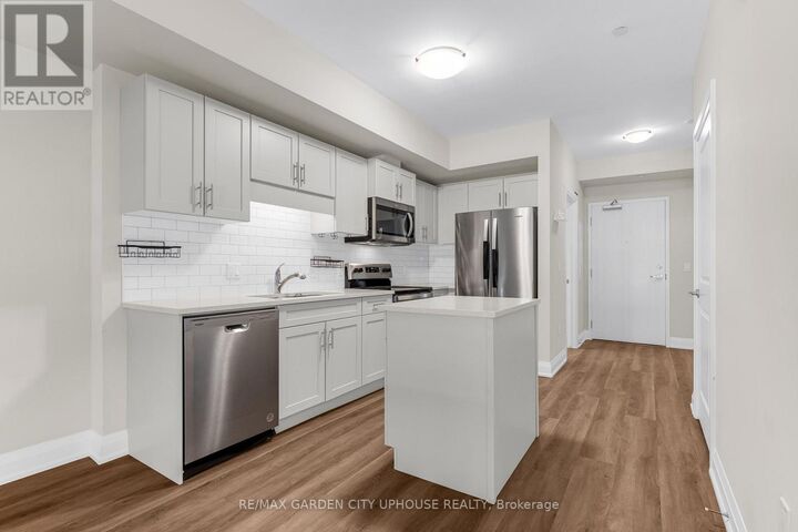 Property Photo: 118 Summerside Boulevard 102 ON L3E 0C1