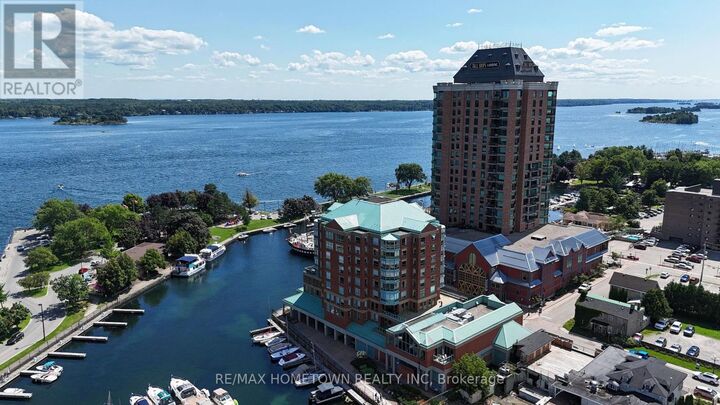 Property Photo: 15 St Andrew Street 904 ON K6V 0B8