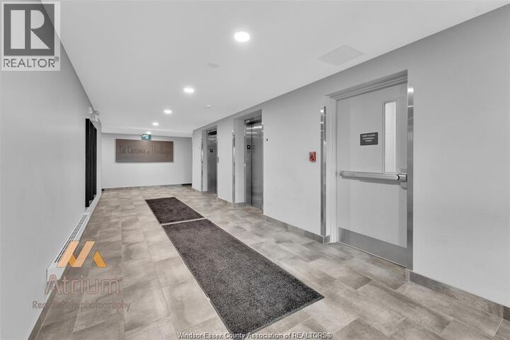 Property Photo:  2550 Sandwich West Parkway 211  ON N9H 0N4 