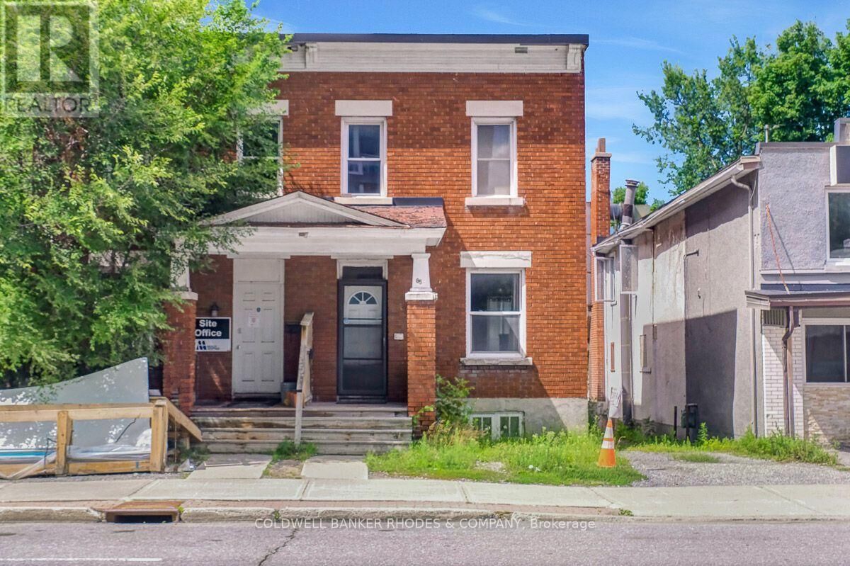Property Photo:  85 Richmond Road  ON K1Z 6V8 