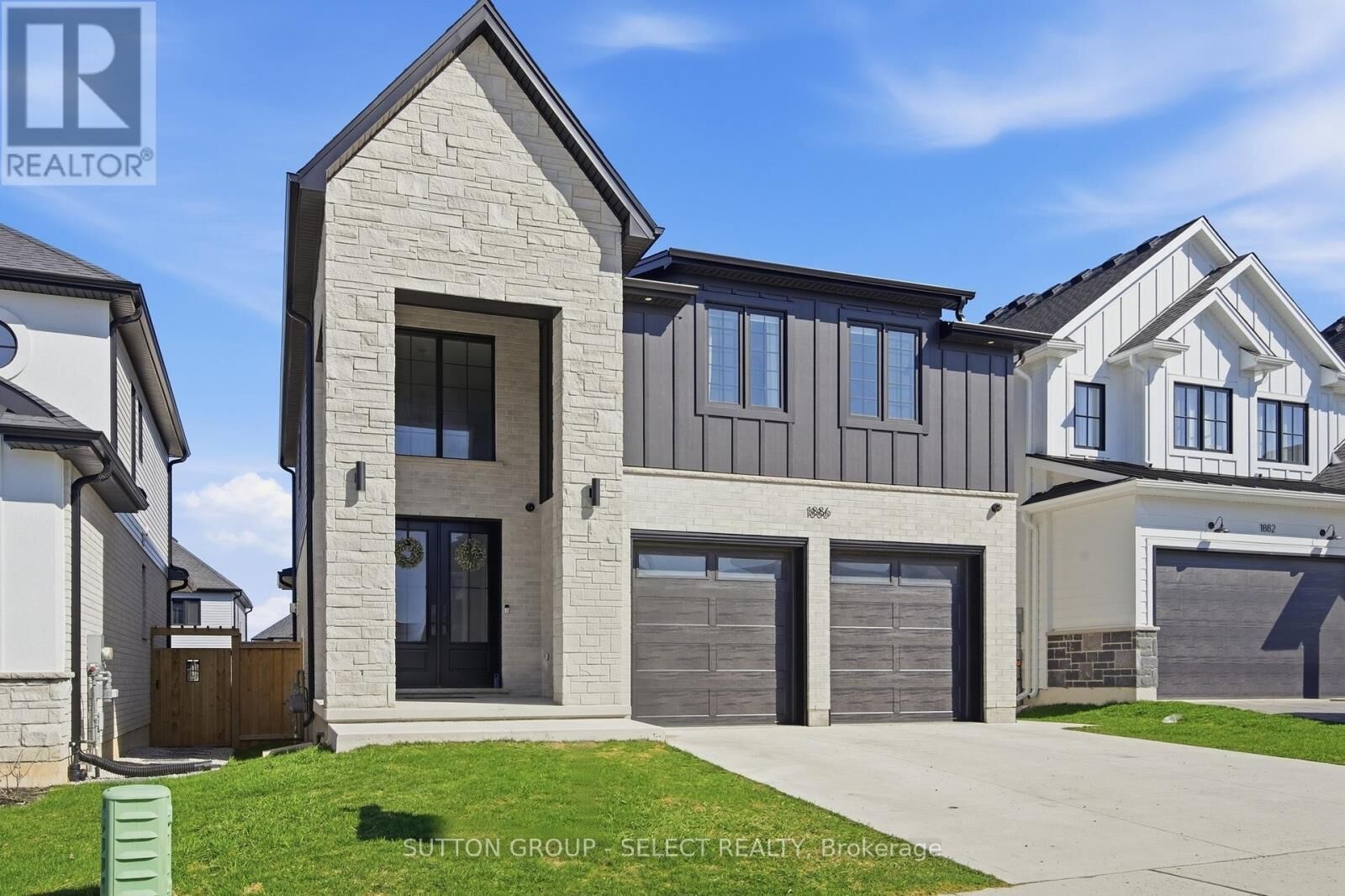 Property Photo: 1886 Fountain Grass Drive ON N6K 0K7