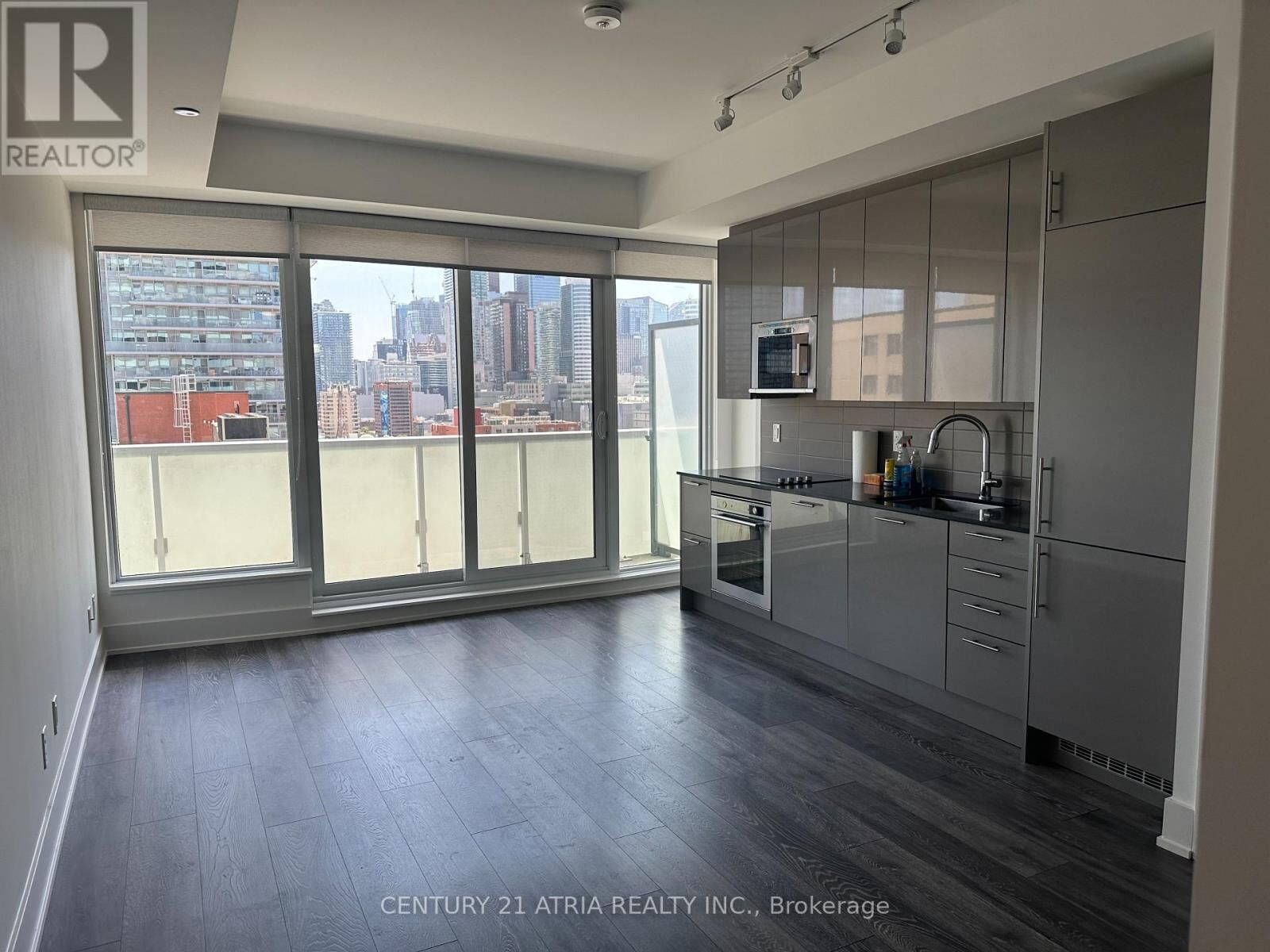 Property Photo: 403 Church Street 1213 ON M4Y 0C9
