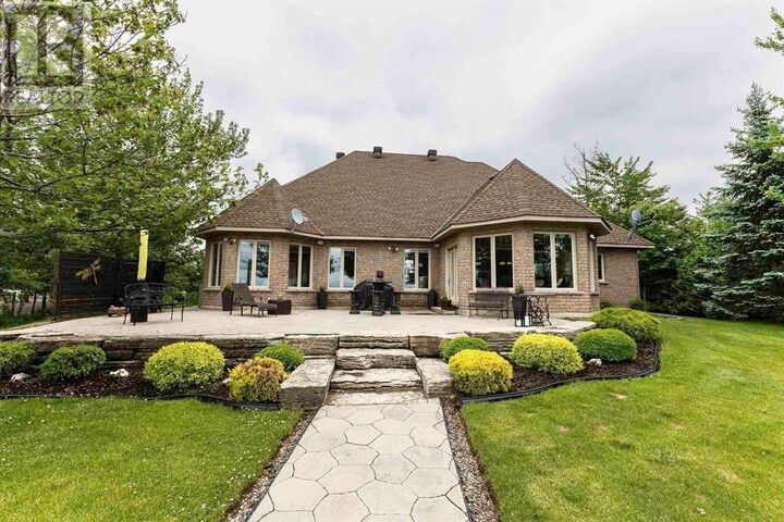 Property Photo: 857 Sunnyside Beach Rd ON P6A 6K4