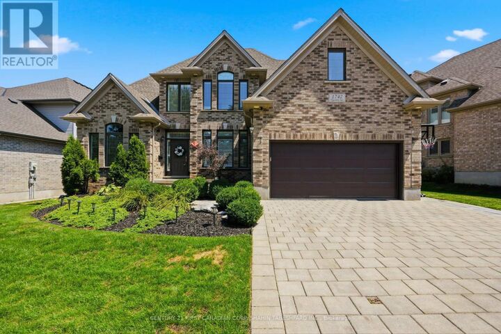 Property Photo: 1742 Tigerlily Road ON N6K 0A3