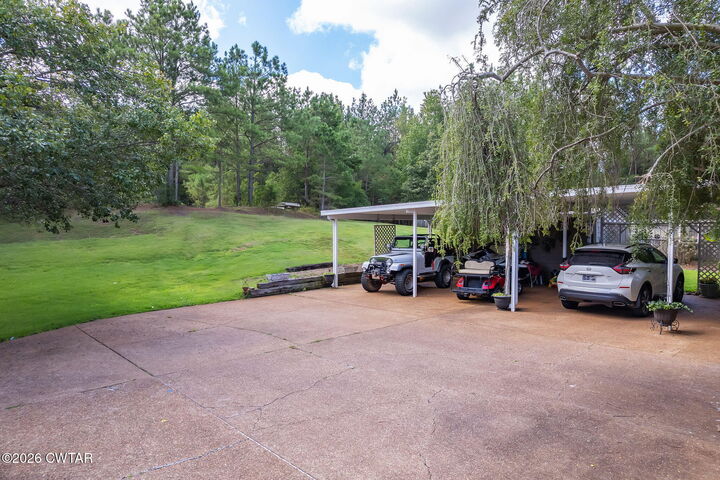 Property Photo: 336 Eastern Shores SR Drive TN 38351