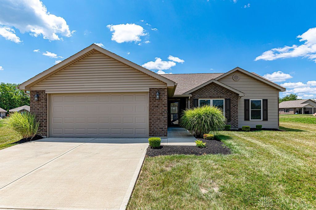 Property Photo:  136 Pebble Creek Drive  OH 45320 