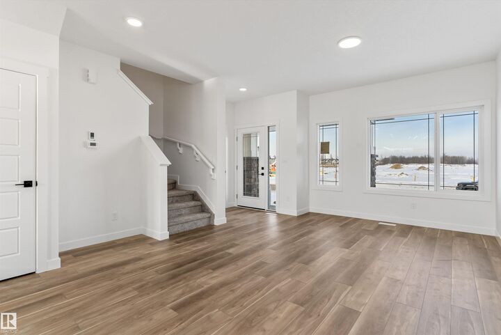 Property Photo: 1068 McLeod Avenue AB T7X 4G9