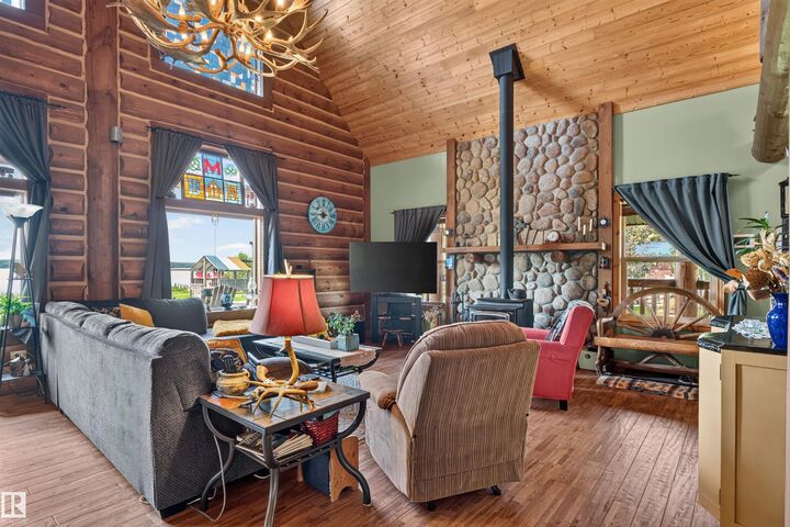 Property Photo:  107 Idlehours Drive  AB T0G 1A0 