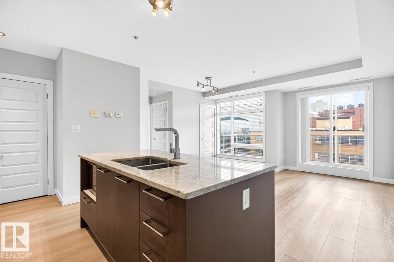 Property Photo: 10388 105 Street NW 405 AB T5J 0C2