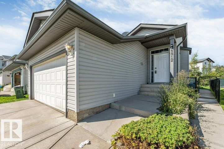 Property Photo:  4812 148 Avenue NW  AB T5T 2X1 