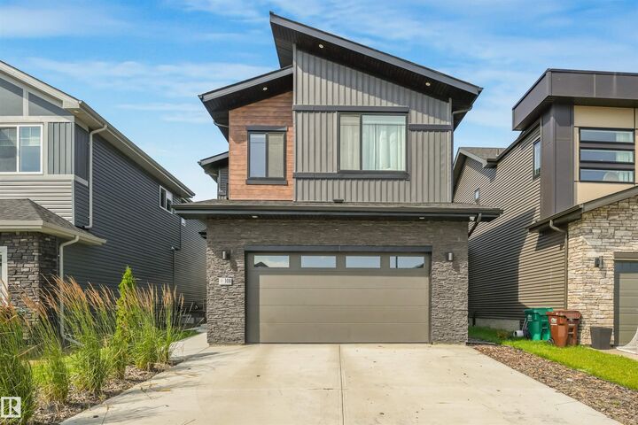 Property Photo: 108 Edgefield Way AB T8N 8A7
