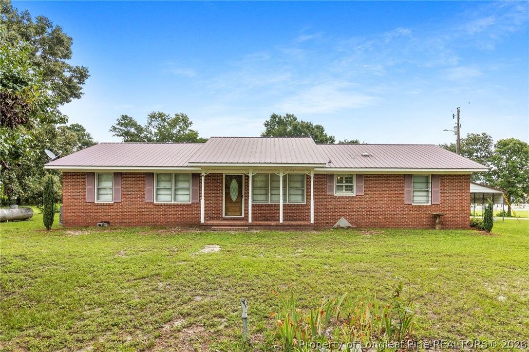 Property Photo:  423 Posey Farm Road  NC 28376 