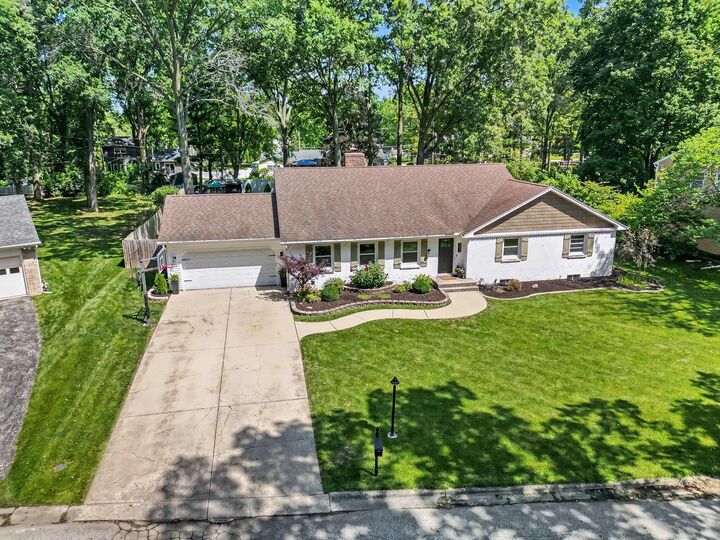 Property Photo:  203 Oxbow Court  IN 46383 