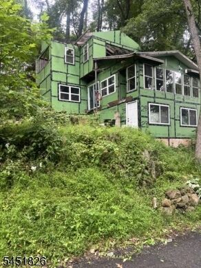Property Photo: 28 Roosevelt Ave NJ 07840