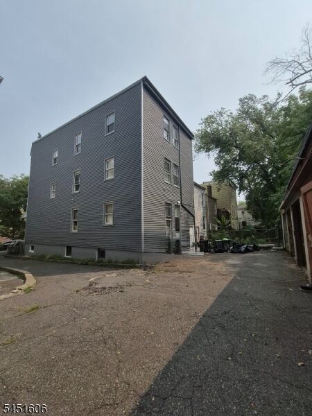 Property Photo: 63 S 7th St NJ 07107