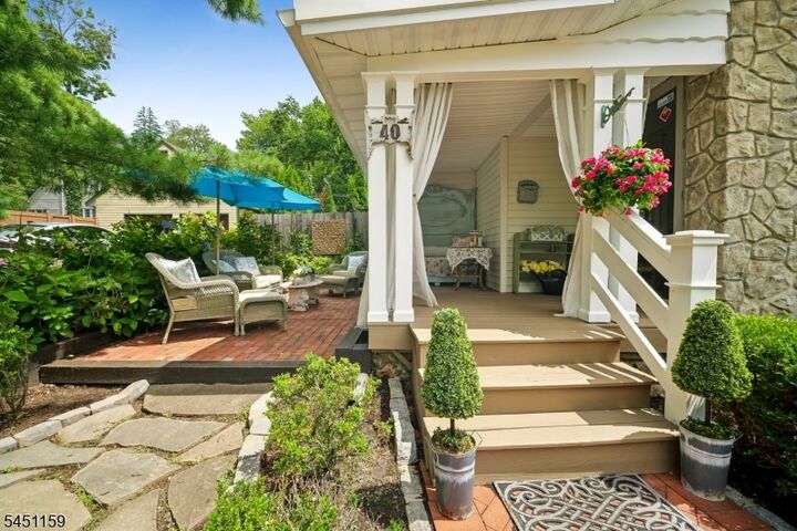 Property Photo: 40 Edgewood Ave NJ 07052