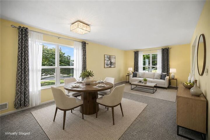 Property Photo: 1058 Maple Woods Terrace MO 64068