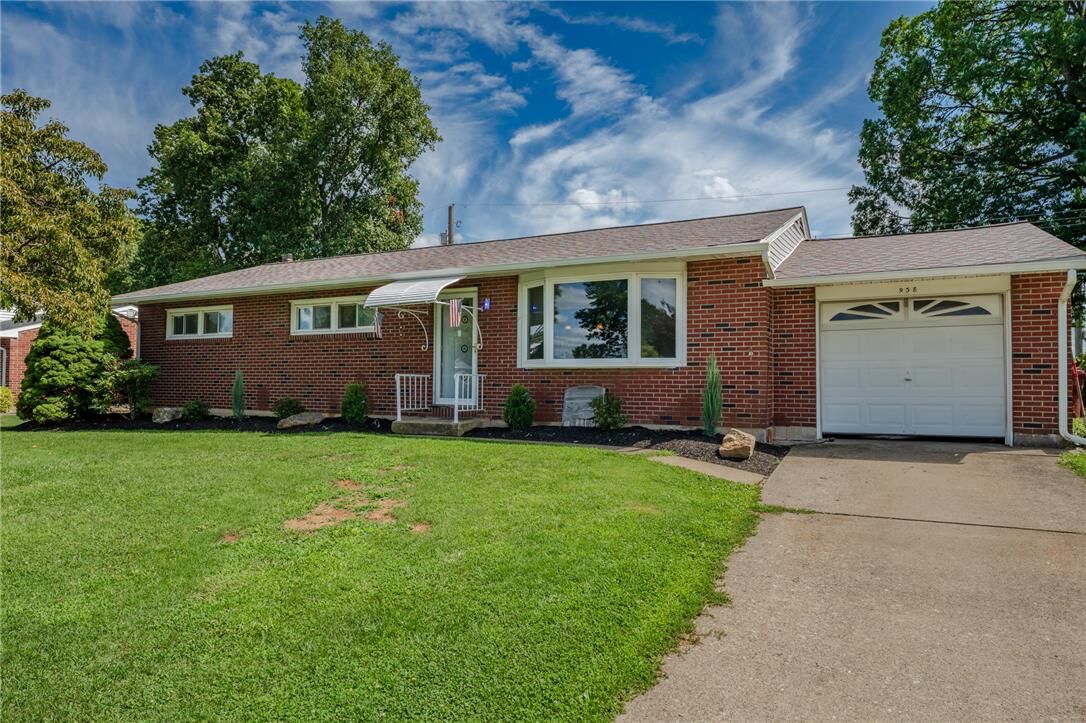Property Photo:  938 W Union Street  PA 18052 