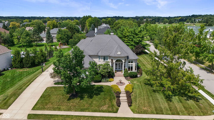 Property Photo: 5484 Larissa Place IN 46033
