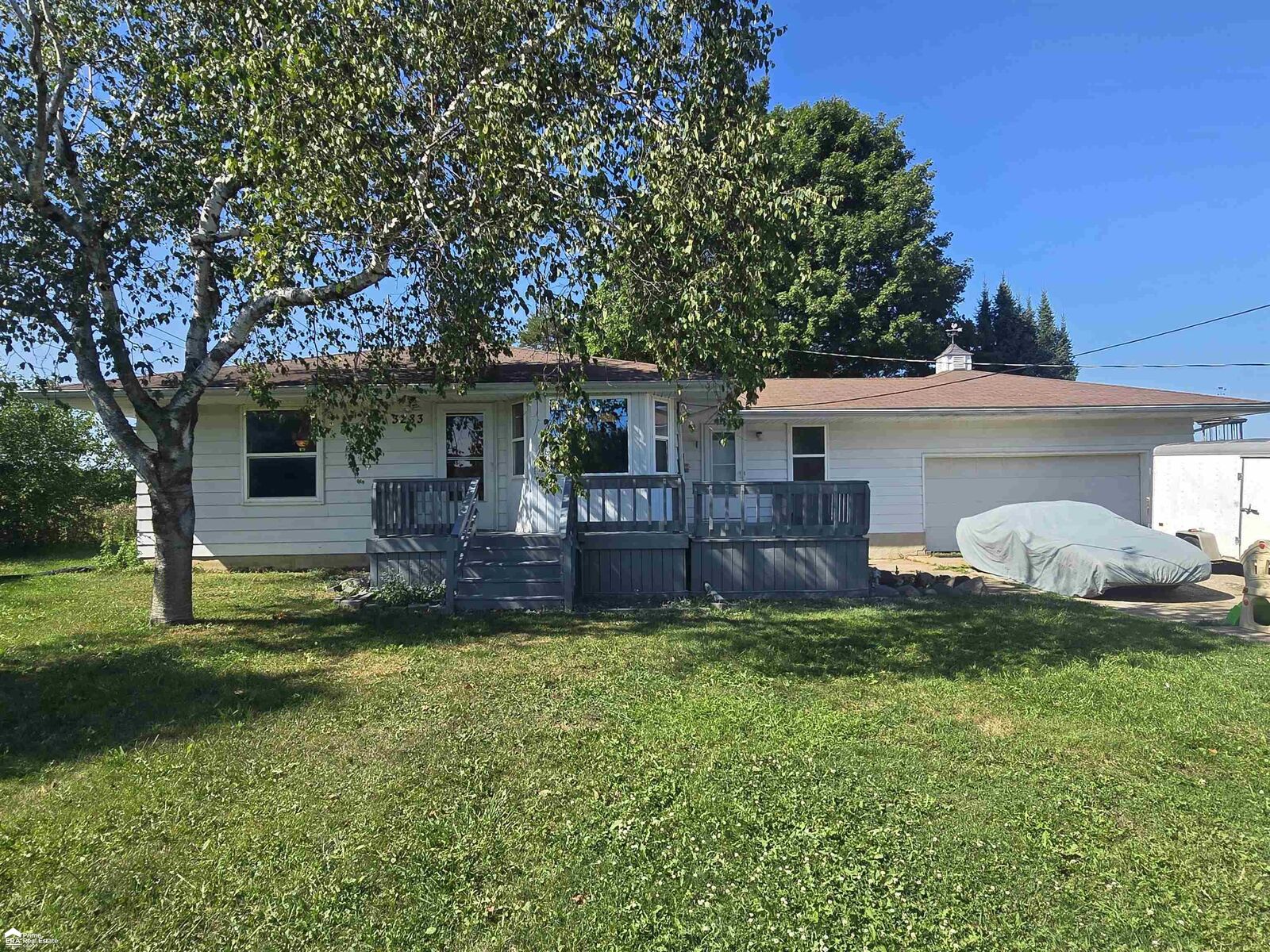 Property Photo: 3283 E Dodge Road MI 48420