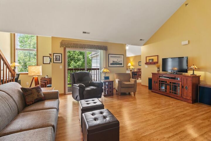 Property Photo:  4731 S Hunter Ln  WI 53151 