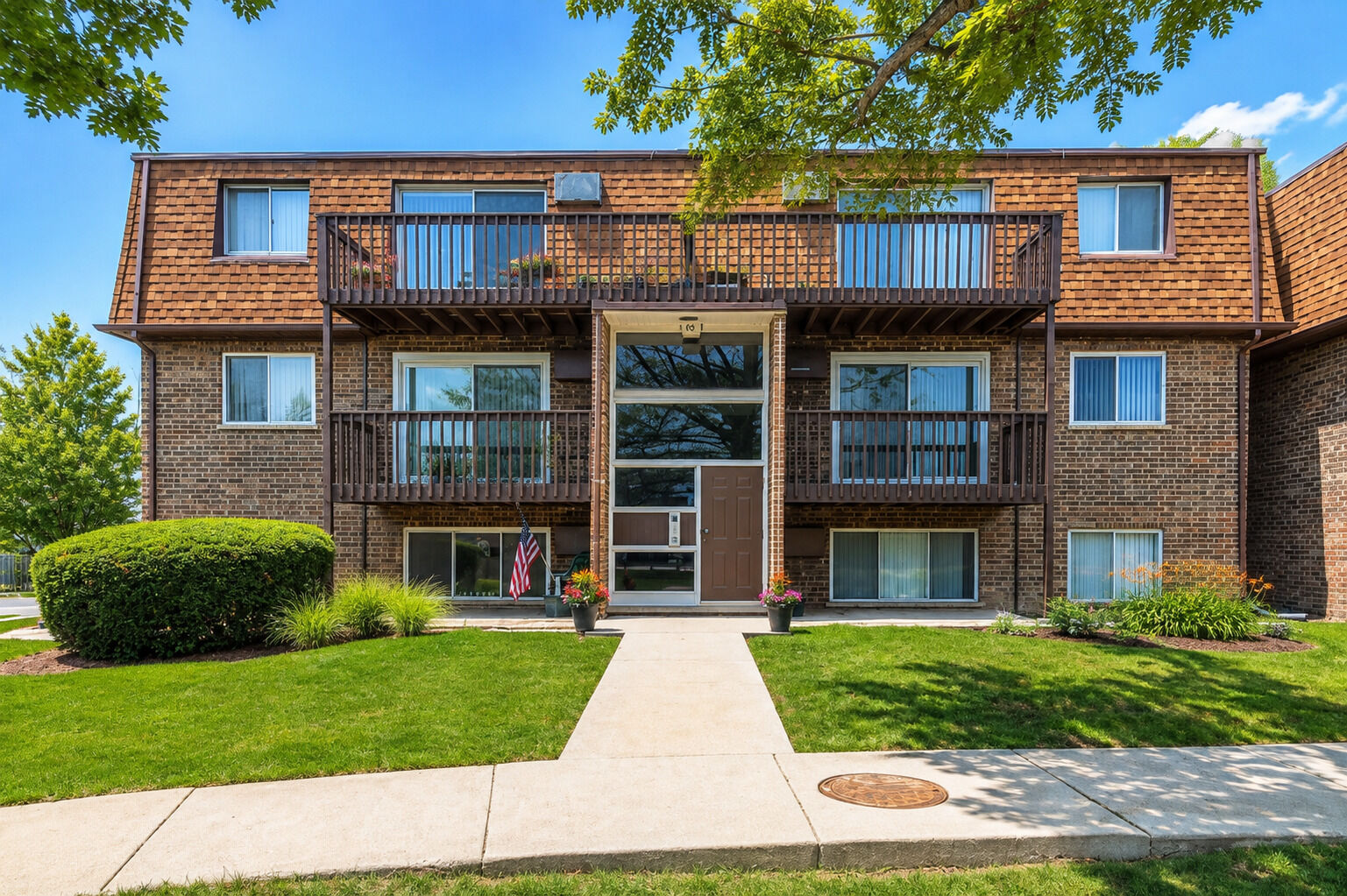 Property Photo:  103 Boardwalk Street 1E  IL 60007 