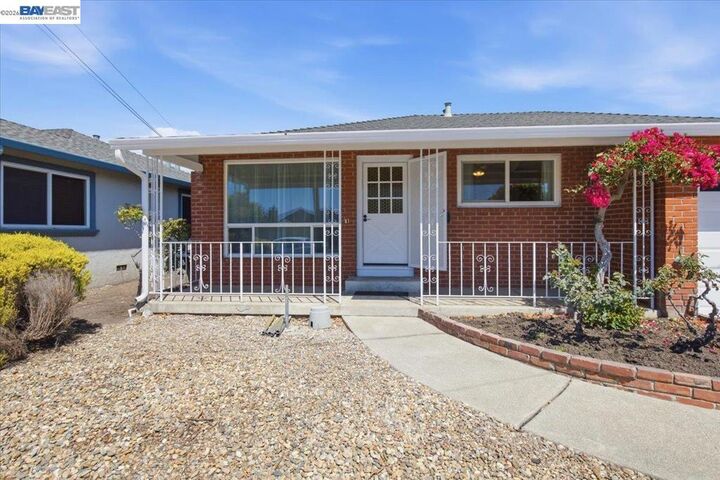 Property Photo:  701 Floresta Blvd  CA 94578 