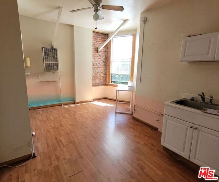 Property Photo:  101 Dudley Avenue 310  CA 90291 