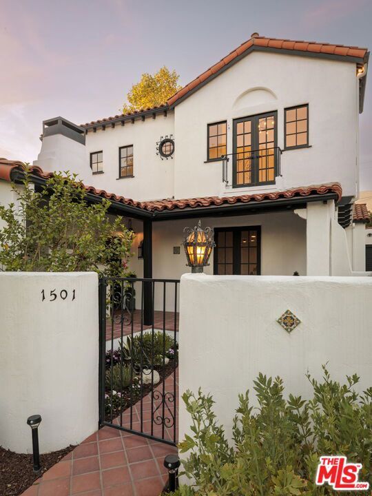 Property Photo:  1501 New York Drive  CA 91001 