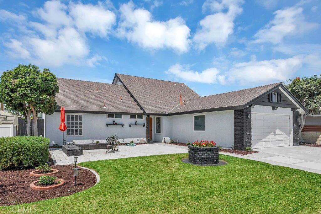 Property Photo:  9317 Christopher  CA 90630 