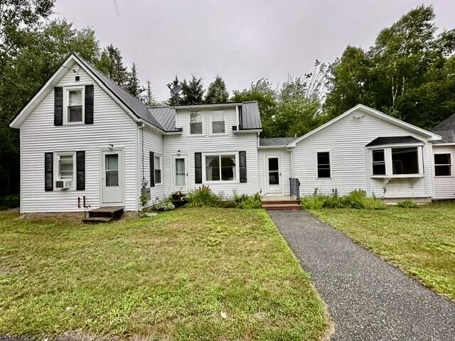 Property Photo: 1036 US-1 ME 04680