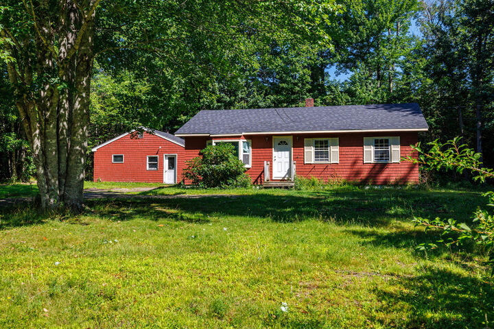 Property Photo: 47 Birchlawn Drive ME 04605