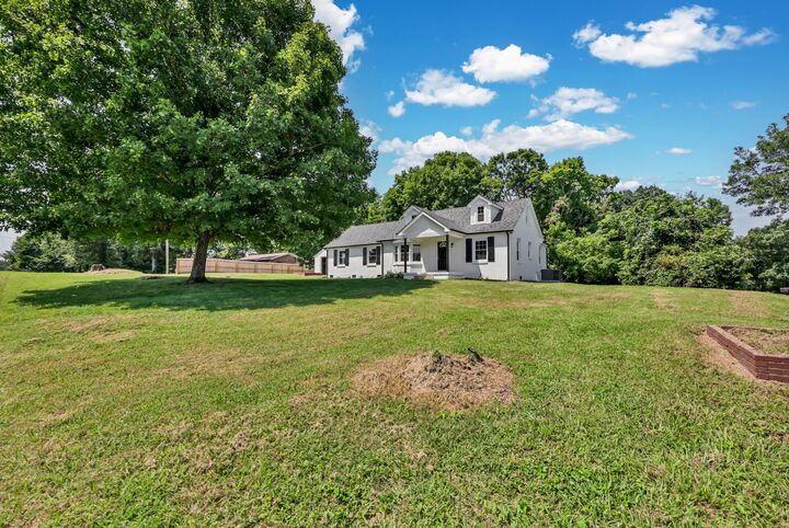 Property Photo:  3436 Highway 48  TN 37052 