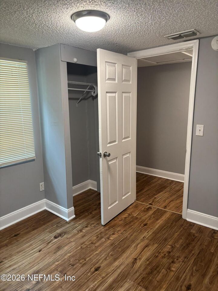 Property Photo: 2125 Morehouse Road FL 32209