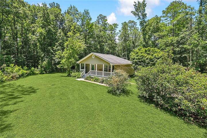 Property Photo: 23201 Highway 1088 Highway LA 70448