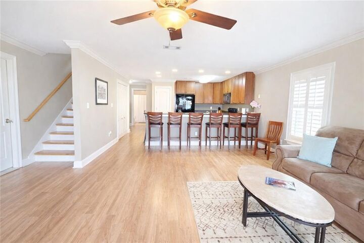Property Photo:  116 Velsco Lane  LA 70083 