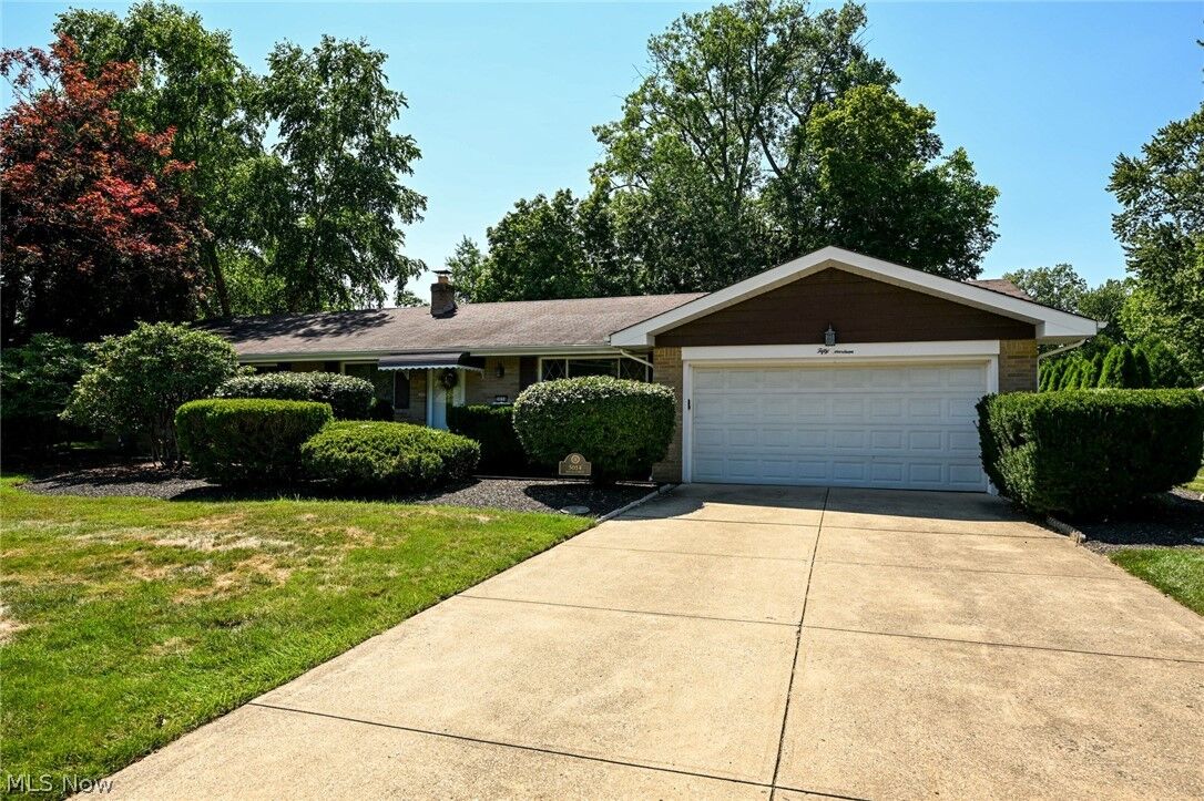 Property Photo:  5014 Douglas Drive  OH 44070 